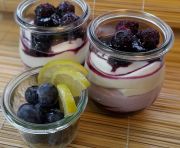 Heidelbeer-Schichtspeise