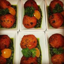 Linsenbällchen mit Pistazienpesto