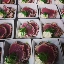 Tataki vom Tuna mit Wasabi-Mayo Tataki vom Tuna mit Wasabi-Mayo